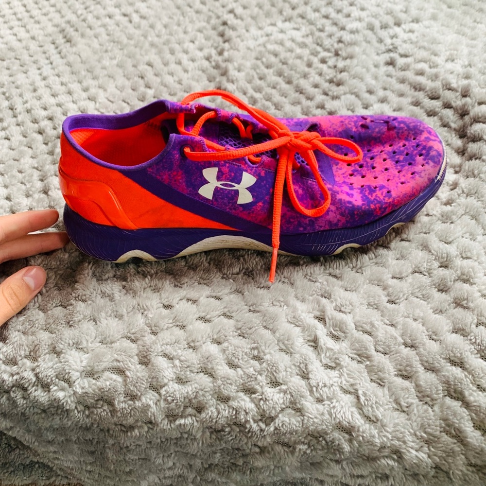 Under armour tennis shoes